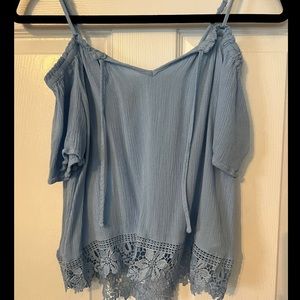H&M Off-the-Shoulder Top